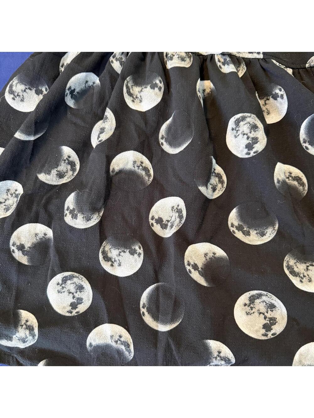HotTopic Black Suspender Skirt with Moon Phase Print - Picture 4 of 6